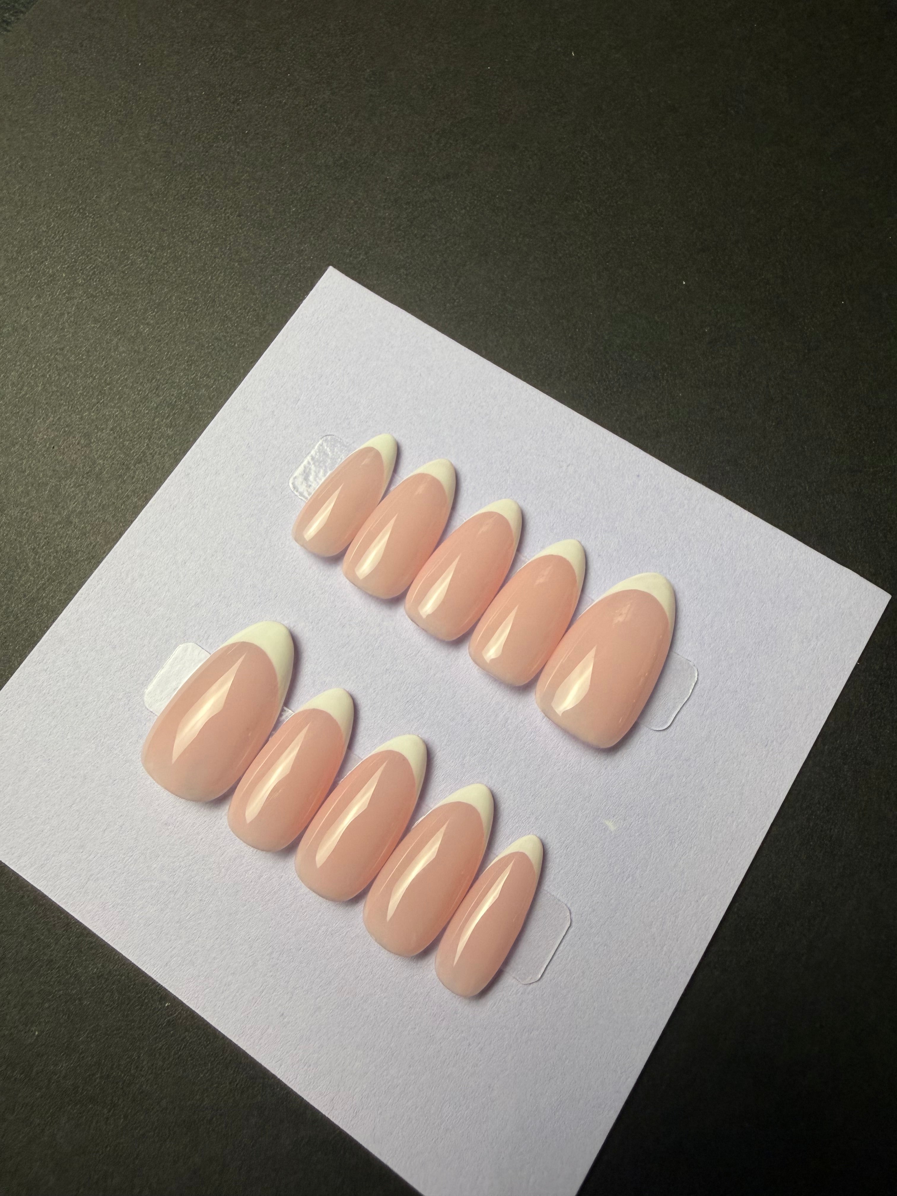 Classic French Tip Press on Nails